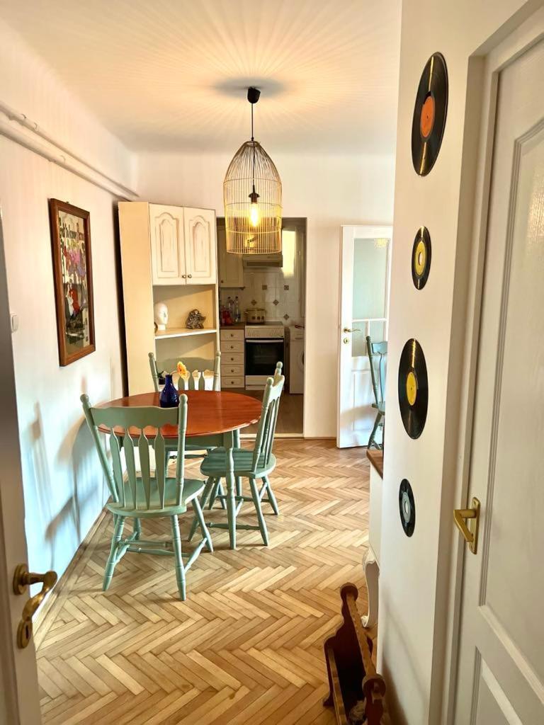 Appartement Stylish And Funky Flat In The Heart Of Debrecen